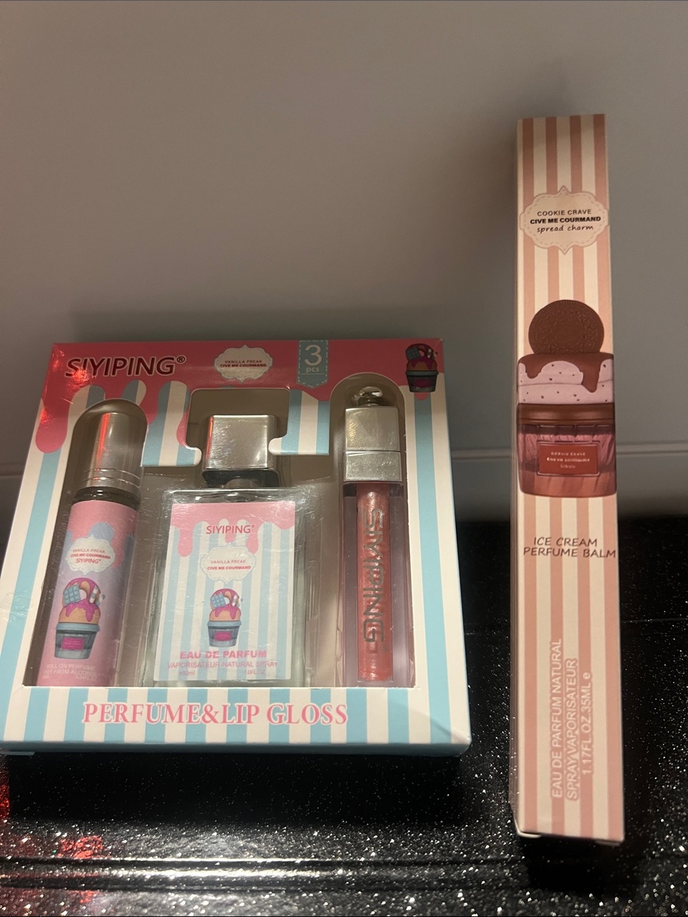 SIYIPING Perfume & Lip Gloss Set - Pink & Light Blue
